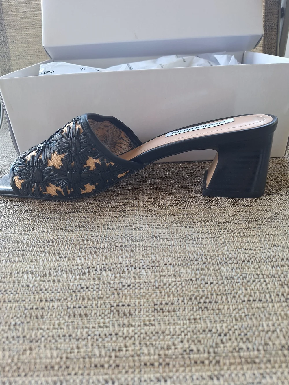 NIB Charles David Black Woven Floral Block Heel Mule with Natural Straw Underlay